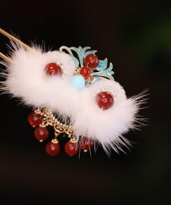 Classical Chinese Style U-Shaped Hairpin - Festive Fluffy Cute Lion Design Hair Accessory for Children
