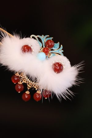 Classical Chinese Style U-Shaped Hairpin - Festive Fluffy Cute Lion Design Hair Accessory for Children