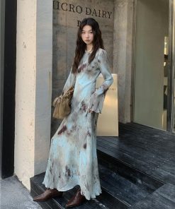 Coat On Shoulders, Casual Chic Spring - Tie Dye Maxi Dress