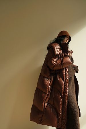 Cocoa Brown Retro High-End 90s Over-Knee Extra Long Quilt Down Jacket with White Duck Down for Winter Fashion