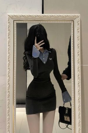 College Style Patchwork Faux Two-Piece Knitted Dress for Women - Waist-Cinching Bodycon Fit, Elegant Short Skirt for Spring Fashion