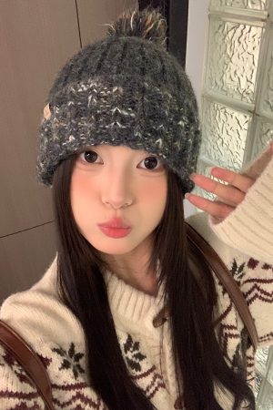 Color-Block Gradient Knitted Hat for Women - Cute Face-Shaping Warm Ear Protection for Autumn Winter, Large Head Wrap Style