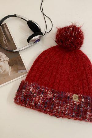 Color-Block Gradient Knitted Hat for Women - Cute Face-Shaping Warm Ear Protection for Autumn Winter, Large Head Wrap Style
