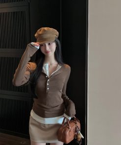 Color Block Long Sleeve T-Shirt for Women - Slim Fit V-Neck Fake Two-Piece Autumn Winter Top - Stylish Casual Layering Essential