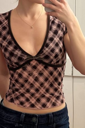 Color Block Plaid Print T-Shirt - Low V-Neck, Slim Fit, Sexy Versatile Short Top - Rebel British Style, Y2K Fashion