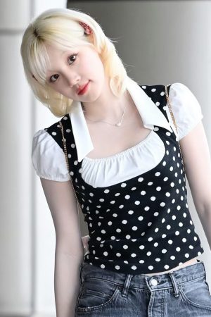 Color-Block Polka Dot Spliced Lapel Faux Two-Piece T-Shirt - Slim-Fit Versatile French Style Short Top