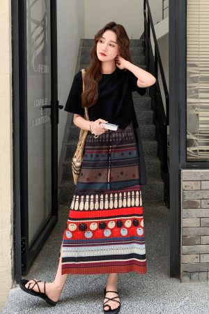 Color-Block Two-Piece Skirt Set for Women, Stylish Black Top, Elegant Summer Fashion 2025, Trendy Dopamine Colors