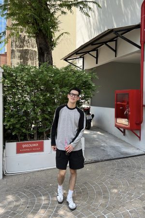 Color-Blocked Lightweight Sun Protection Long Sleeve T-Shirt for Men - Summer Casual Korean Style Fashion