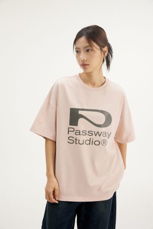 Color-Blocked P Logo Short Sleeve Loose Fit Raglan T-Shirt for Men and Women - Trendy 2025 Unisex Casual Wear