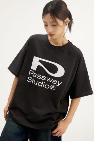 Color-Blocked P Logo Short Sleeve Loose Fit Raglan T-Shirt for Men and Women - Trendy 2025 Unisex Casual Wear