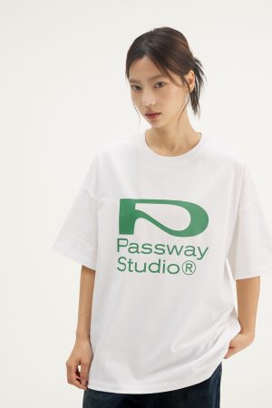 Color-Blocked P Logo Short Sleeve Loose Fit Raglan T-Shirt for Men and Women - Trendy 2025 Unisex Casual Wear