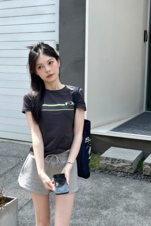 Color-Blocked Striped Short Sleeve Slim Fit T-Shirt for Women - Unique Summer 2025 Fashion, Trendy Casual Style