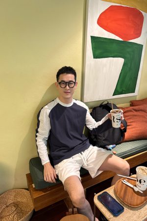Color-Blocked Thin Long Sleeve Sun Protection T-Shirt for Men - Summer Casual Versatile Style, Perfect for Y2K and 90s Fashion