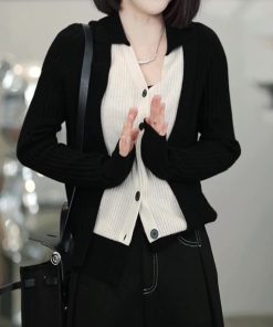 Color-Blocking V-Neck Knitted Cardigan for Women - Slim Fit Sweater Jacket, 2025 Autumn Style, Trendy Layering Piece