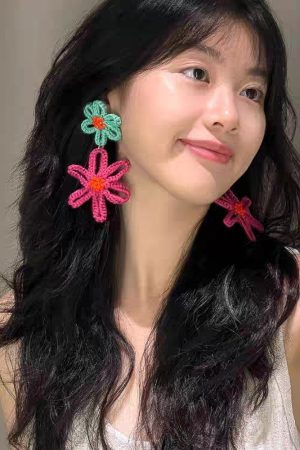 Colorful Bohemian Flower Earrings for Women, Handmade Woven Ethnic Style, Exaggerated Beach Vacation Studs, Trendy Summer Accessories