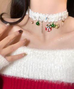Colorful Christmas Snowflake Plush Necklace | Pearl Choker Heart Collarbone Chain for New Year Holiday Accessories