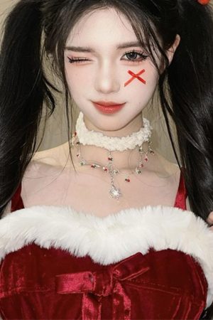 Colorful Christmas Snowflake Plush Necklace | Pearl Choker Heart Collarbone Chain for New Year Holiday Accessories