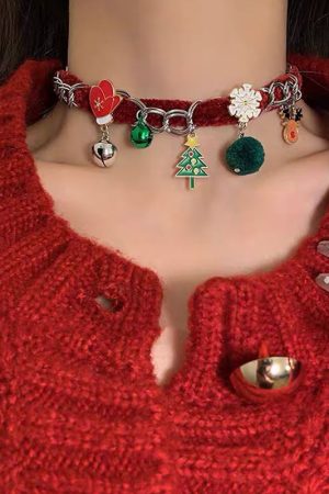 Colorful Christmas Snowflake Plush Necklace | Pearl Choker Heart Collarbone Chain for New Year Holiday Accessories
