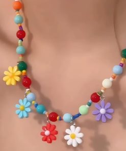 Colorful Daisy Necklace for Women - Contrast Color Collarbone Chain, Summer Vacation Style, Sweet Niche Design, Trendy Accessories