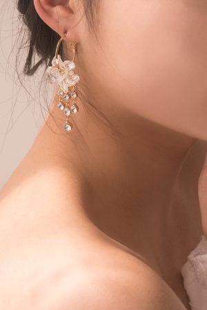 Colorful Floral Tassel Earrings for Women, Crystal Inlaid Water Drop Design, Niche Round Ear Clips, Trendy Statement Jewelry
