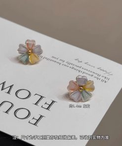 Colorful Flower Stud Earrings in 925 Silver - Exquisite Minimalist Design, Versatile Ear Accessories for Everyday Style
