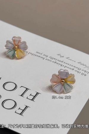 Colorful Flower Stud Earrings in 925 Silver - Exquisite Minimalist Design, Versatile Ear Accessories for Everyday Style