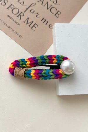 Colorful Heart Pearl Hair Clip - Minimalist Wool Side Clip, Cute BB Accessory for Autumn and Winter 2025 Fashion Trends