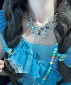 Colorful Heavy Metal Flower Necklace - Vacation Style Clavicle Chain Accessory for Sweet and Spicy Girls, Trendy Boho Fashion Statement