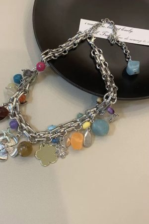 Colorful Heavy Metal Flower Necklace - Vacation Style Clavicle Chain Accessory for Sweet and Spicy Girls, Trendy Boho Fashion Statement