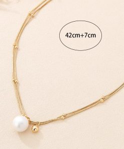 Colorful Imitation Pearl Necklace for Girls - Light Luxury Clavicle Chain with High-Quality Elegance and Trendy Style