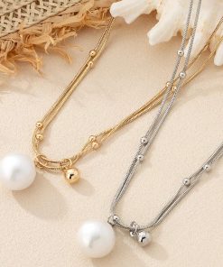 Colorful Imitation Pearl Necklace for Girls - Light Luxury Clavicle Chain with High-Quality Elegance and Trendy Style