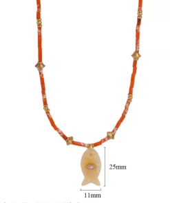 Colorful Shell Clavicle Chain Necklace - Minimalist Artistic Accessory, Versatile French High-End Design, Light Luxury Fashion Statement