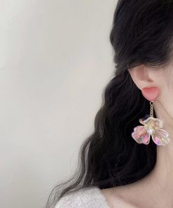 Colorful Transparent Petal Earrings for Women - Long Pink Heart-Shaped Seaside Vacation Ear Accessories, Mosquito Coil Ear Clips