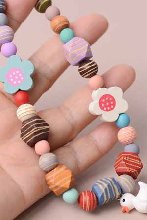 Colorful Wooden Resin Bear Duck Cartoon Phone Strap Lanyard - Cute Lightweight Anti-Lost Wrist Accessory for Women