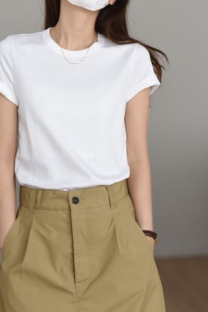 Comfortable Solid Color Slimming T-Shirt - Short Sleeve Round Neck Basic Tee for Summer Fashion in Multi-Colors