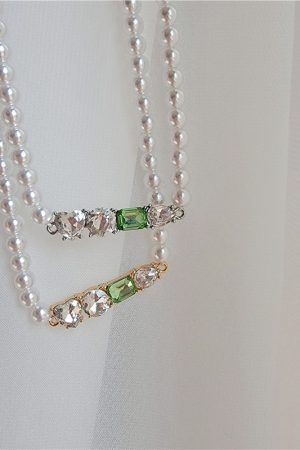 Contrasting Color Pearl Necklace with Sparkling Clavicle Chain - Korean & Japanese Niche Design for Women