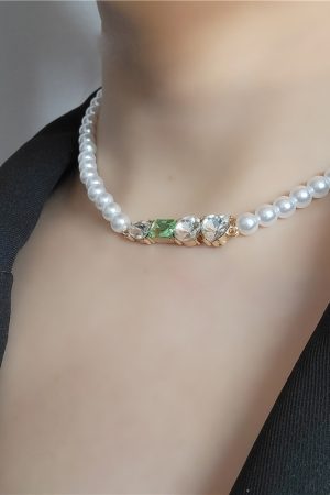 Contrasting Color Pearl Necklace with Sparkling Clavicle Chain - Korean & Japanese Niche Design for Women