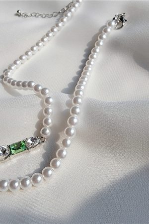 Contrasting Color Pearl Necklace with Sparkling Clavicle Chain - Korean & Japanese Niche Design for Women