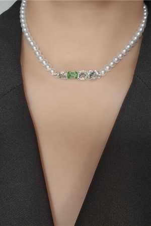 Contrasting Color Pearl Necklace with Sparkling Clavicle Chain - Korean & Japanese Niche Design for Women