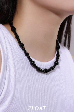 Cool Wind Black Agate Size Gradient Beaded Necklace - Floating MONA Style Temperament Collarbone Chain for Elegant Looks