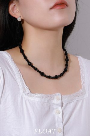 Cool Wind Black Agate Size Gradient Beaded Necklace - Floating MONA Style Temperament Collarbone Chain for Elegant Looks