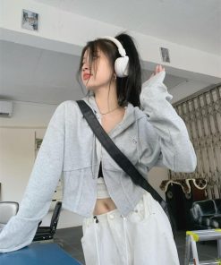 Coquette Lookbook, Coquette Outfits With Pants - Soft Girl Cropped Hoodie