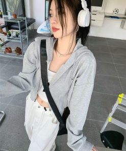 Coquette Lookbook, Coquette Outfits With Pants - Soft Girl Cropped Hoodie