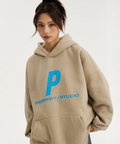 Couple's Fleece Hoodie with Logo - Loose Fit Streetwear Jacket for Autumn & Winter - Stylish Urban Layering