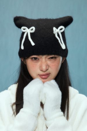 Cozy Cat Bowknot Wool Knit Hat - Plush Winter Accessory for 2025, Cute and Stylish for Cold Weather Fashion