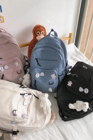 Cozy College Class Outfits, Beauty Outfits - Keychain School Backpack