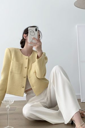 Cream Collarless Short Jacket for Women, French Style, Elegant Spring Autumn Layering Piece, High-End Fashion Must-Have