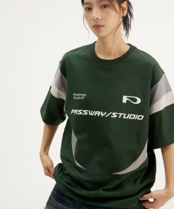 Crescent Patchwork Loose T-shirt for Spring Summer - Breathable Quick-Dry Sports Tee with Short Sleeves for Active Wear