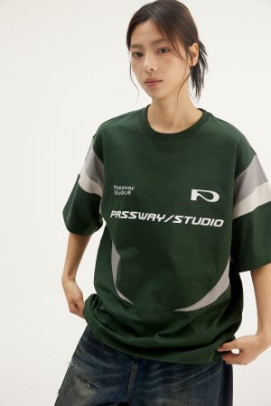Crescent Patchwork Loose T-shirt for Spring Summer - Breathable Quick-Dry Sports Tee with Short Sleeves for Active Wear