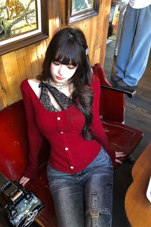 Crimson Two-Piece Lace Embroidered Knitted T-Shirt for Women - Slim Fit Long Sleeve Top for Autumn Winter Fashion